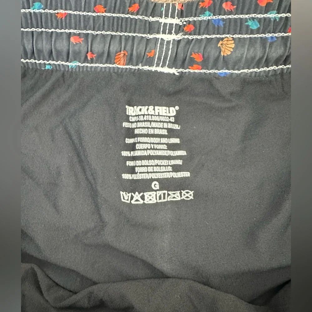 Men’s swim Track & Field Short NWOT waist adjustable with pockets
